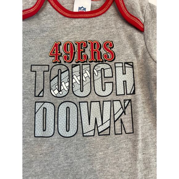 GERBER NFL TEAM APPAREL SAN FRANCISCO 49ERS 6-12 M LONG SLEEVE ONESIE GRAY RED - Picture 2 of 8